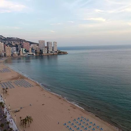Estupendo Apartamento En Planta 23 Primera Linea Benidorm Kültér fotó