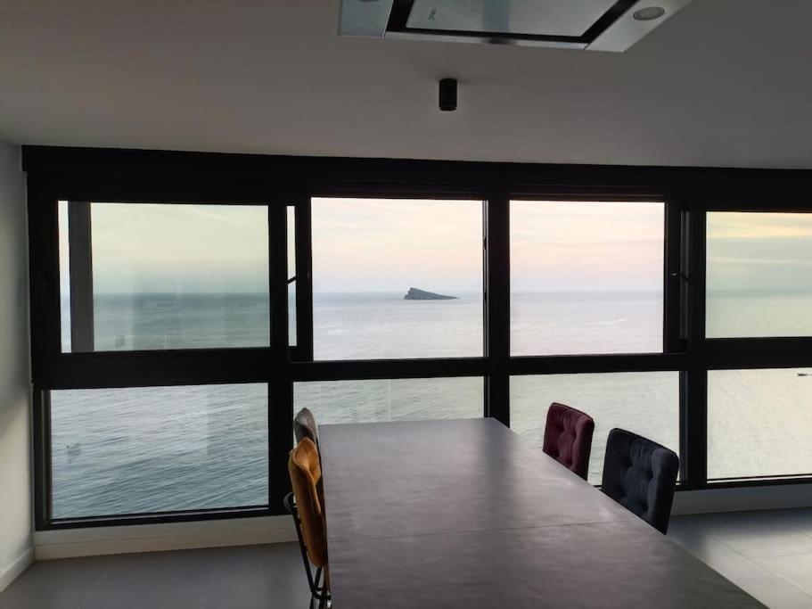 Estupendo Apartamento En Planta 23 Primera Linea Benidorm Kültér fotó